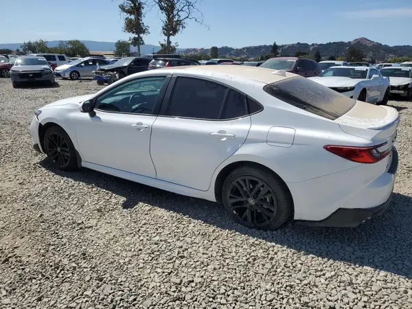 4T1DAACK9SU083744 2025 TOYOTA CAMRY - Image 2