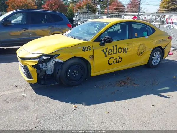 4T1DAACK9SU083873 2025 TOYOTA CAMRY - Image 2