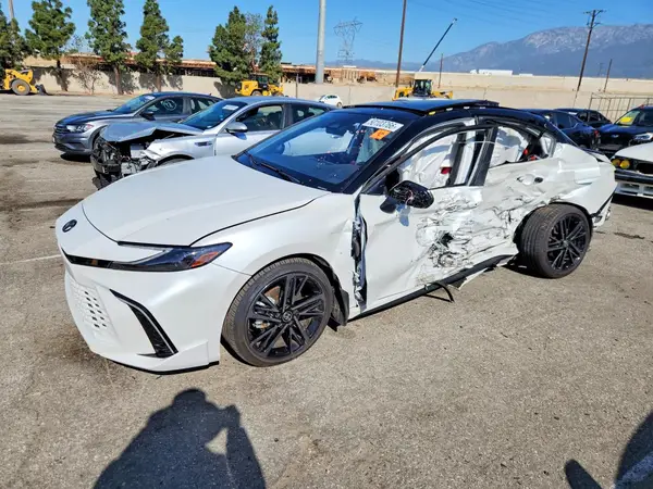 4T1DAACK9SU085087 2025 TOYOTA CAMRY - Image 1