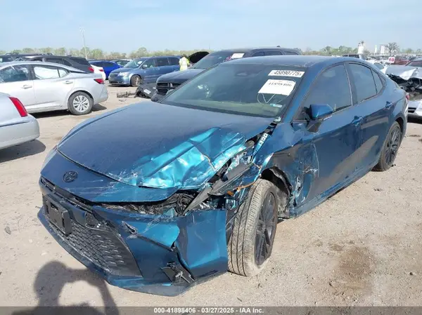 4T1DAACK9SU088779 2025 TOYOTA CAMRY - Image 2