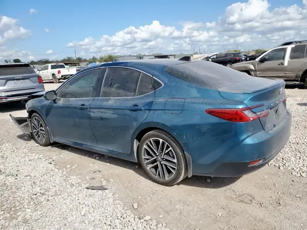 4T1DAACK9SU088992 2025 TOYOTA CAMRY - Image 2