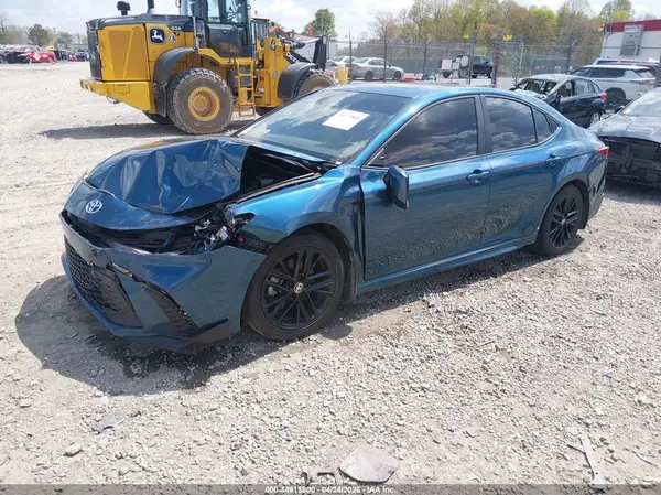 4T1DAACK9SU093061 2025 TOYOTA CAMRY - Image 2