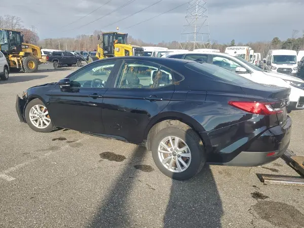 4T1DAACK9SU094503 2025 TOYOTA CAMRY - Image 2