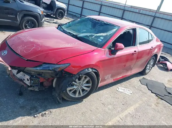 4T1DAACK9SU095960 2025 TOYOTA CAMRY - Image 2