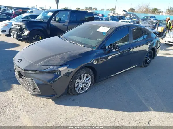 4T1DAACK9SU097157 2025 TOYOTA CAMRY - Image 2