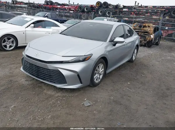 4T1DAACK9SU106617 2025 TOYOTA CAMRY - Image 2
