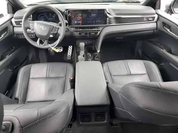 4T1DAACK9SU107587 2025 TOYOTA CAMRY - Image 8