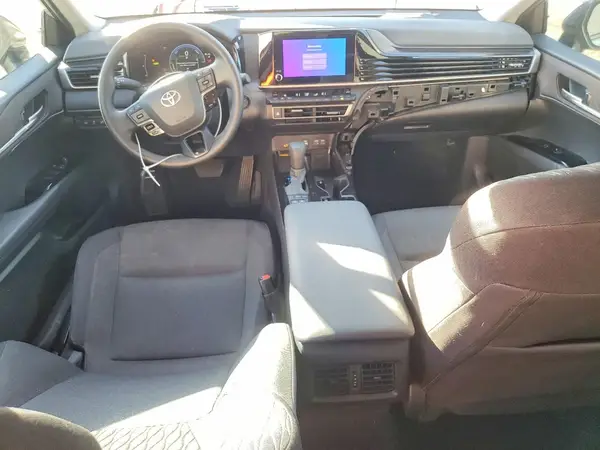 4T1DAACK9SU108206 2025 TOYOTA CAMRY - Image 8