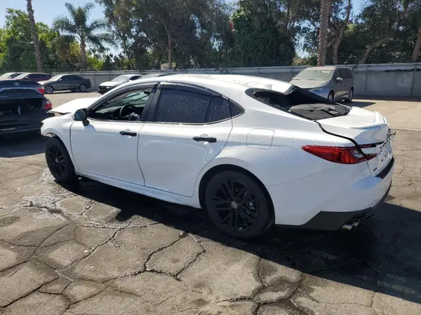 4T1DAACK9SU108268 2025 TOYOTA CAMRY - Image 2