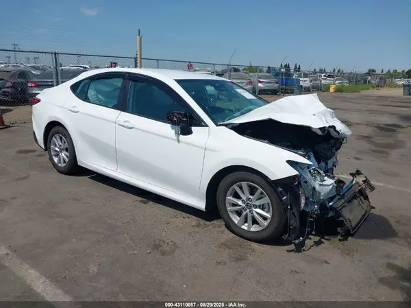 4T1DAACK9SU109520 2025 TOYOTA CAMRY - Image 1