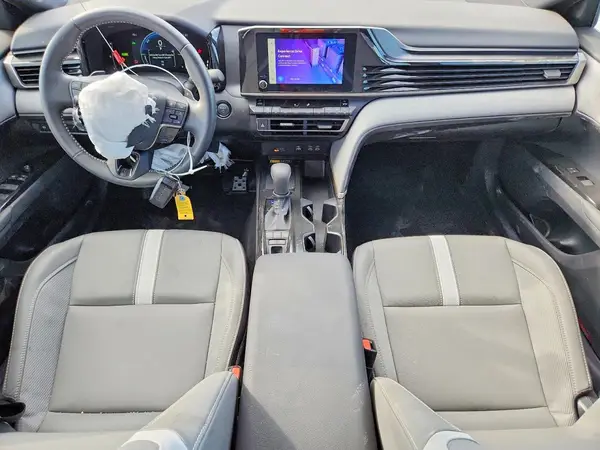4T1DAACK9SU113731 2025 TOYOTA CAMRY - Image 8