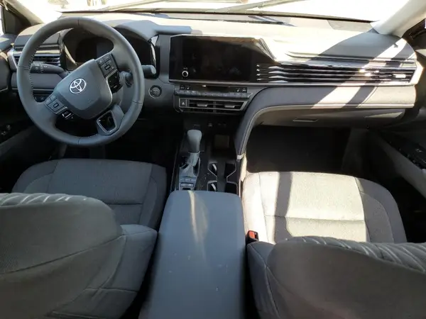 4T1DAACK9SU117570 2025 TOYOTA CAMRY - Image 8