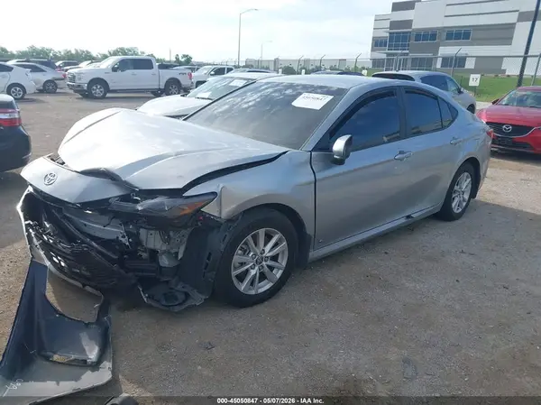 4T1DAACK9SU120677 2025 TOYOTA CAMRY - Image 2