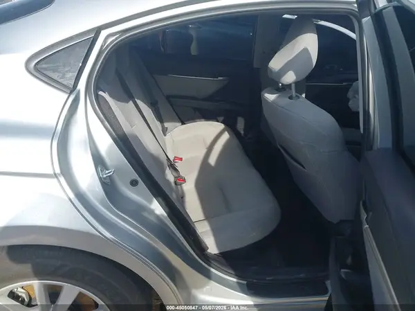 4T1DAACK9SU120677 2025 TOYOTA CAMRY - Image 8