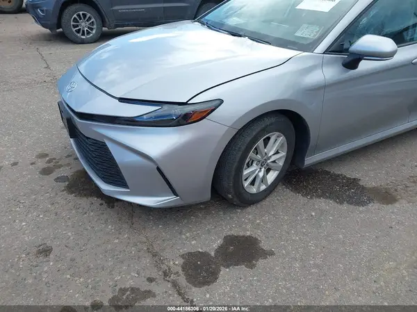 4T1DAACK9SU120999 2025 TOYOTA CAMRY - Image 2