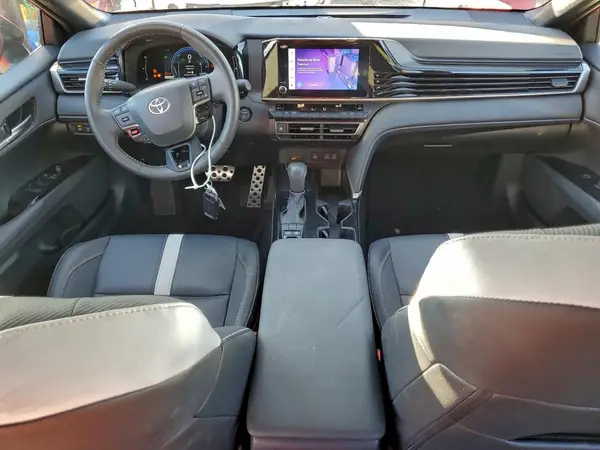 4T1DAACK9SU122882 2025 TOYOTA CAMRY - Image 8
