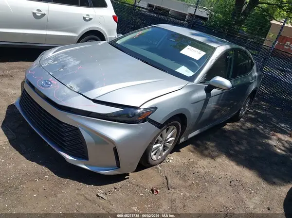 4T1DAACK9SU125684 2025 TOYOTA CAMRY - Image 2