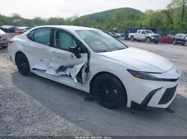 4T1DAACK9SU126902 2025 TOYOTA CAMRY - Image 1