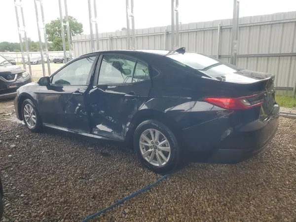 4T1DAACK9SU133798 2025 TOYOTA CAMRY - Image 2