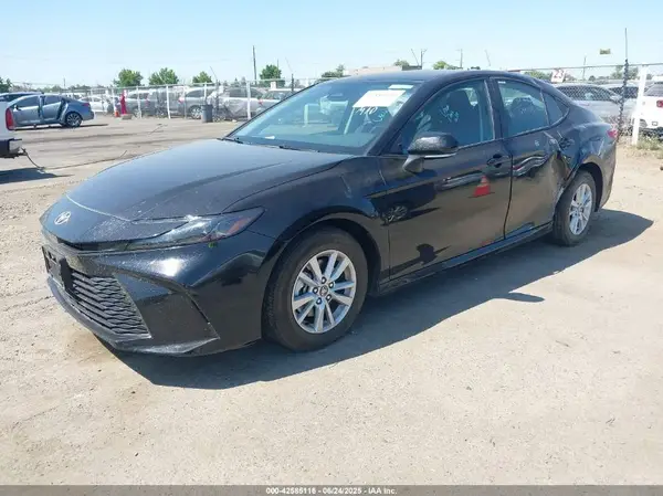 4T1DAACK9SU135194 2025 TOYOTA CAMRY - Image 2