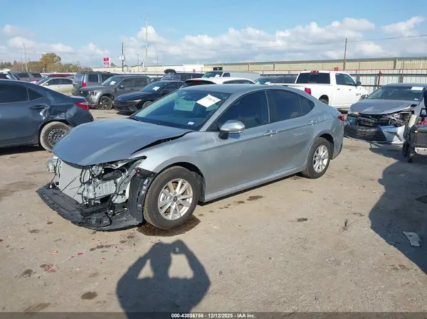 4T1DAACK9SU136510 2025 TOYOTA CAMRY - Image 2
