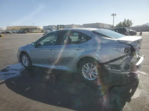 4T1DAACK9SU142694 2025 TOYOTA CAMRY - Image 2