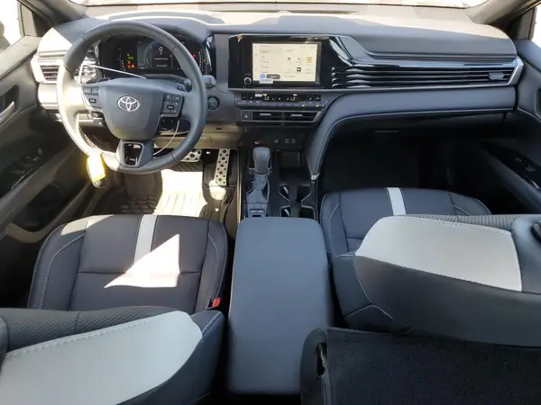 4T1DAACK9SU143389 2025 TOYOTA CAMRY - Image 8