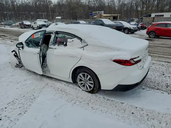 4T1DAACK9SU144039 2025 TOYOTA CAMRY - Image 2
