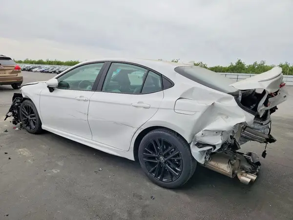 4T1DAACK9SU154795 2025 TOYOTA CAMRY - Image 2