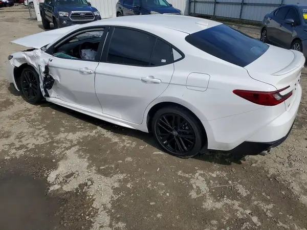 4T1DAACK9SU166882 2025 TOYOTA CAMRY - Image 2