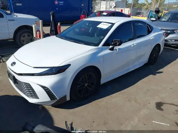 4T1DAACK9SU171452 2025 TOYOTA CAMRY - Image 2