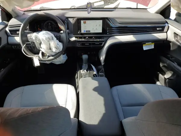 4T1DAACK9SU173332 2025 TOYOTA CAMRY - Image 8