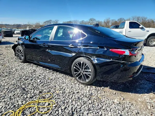 4T1DAACK9SU174691 2025 TOYOTA CAMRY - Image 2