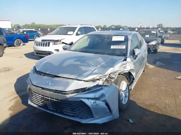 4T1DAACK9SU174772 2025 TOYOTA CAMRY - Image 2