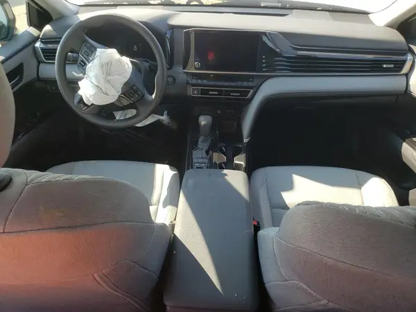 4T1DAACK9SU175632 2025 TOYOTA CAMRY - Image 8