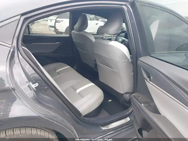 4T1DAACK9SU176263 2025 TOYOTA CAMRY - Image 8