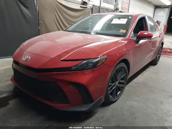 4T1DAACK9SU177395 2025 TOYOTA CAMRY - Image 2