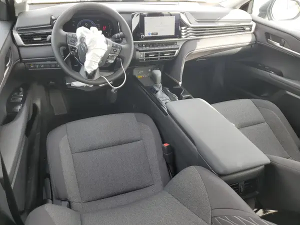4T1DAACK9SU189157 2025 TOYOTA CAMRY - Image 8