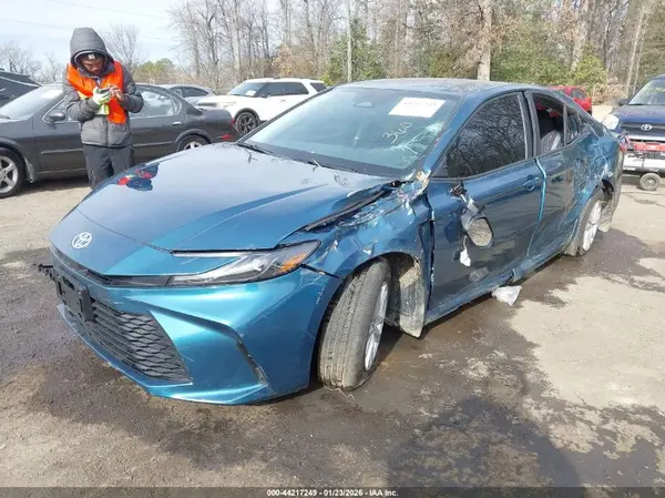 4T1DAACK9SU190387 2025 TOYOTA CAMRY - Image 2