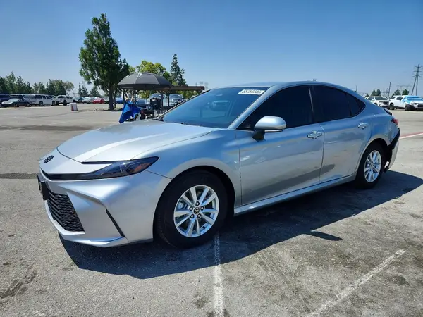 4T1DAACK9SU194424 2025 TOYOTA CAMRY - Image 1