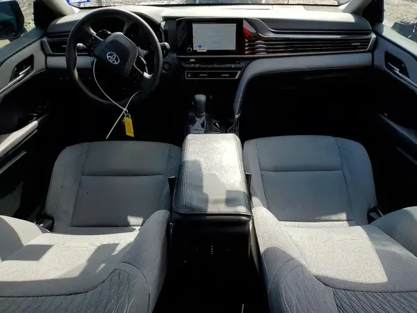 4T1DAACK9SU205552 2025 TOYOTA CAMRY - Image 8