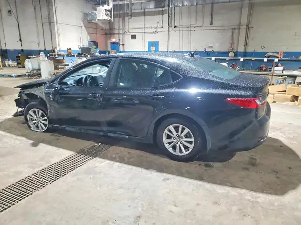 4T1DAACK9SU504717 2025 TOYOTA CAMRY - Image 2