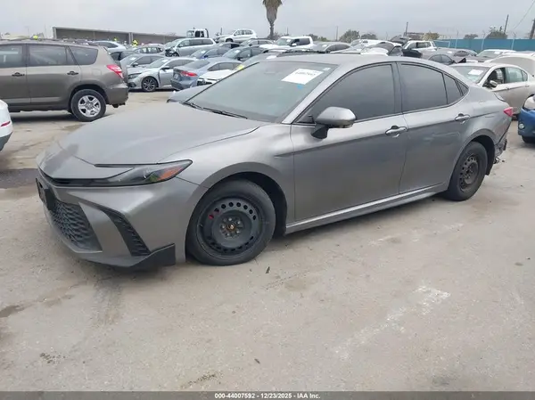 4T1DAACK9SU505513 2025 TOYOTA CAMRY - Image 2
