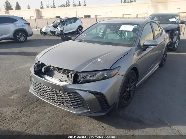 4T1DAACK9SU506712 2025 TOYOTA CAMRY - Image 2