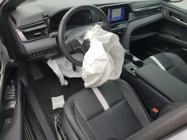 4T1DAACK9SU516172 2025 TOYOTA CAMRY - Image 8