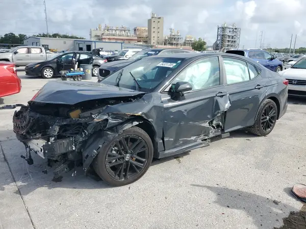 4T1DAACK9SU519296 2025 TOYOTA CAMRY - Image 1