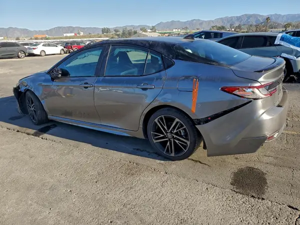 4T1DAACK9SU520447 2025 TOYOTA CAMRY - Image 2