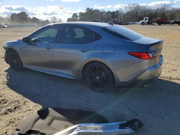4T1DAACK9SU521209 2025 TOYOTA CAMRY - Image 2