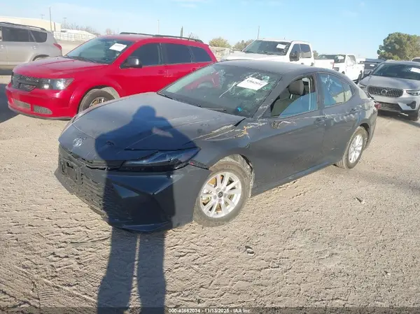 4T1DAACK9SU524563 2025 TOYOTA CAMRY - Image 2