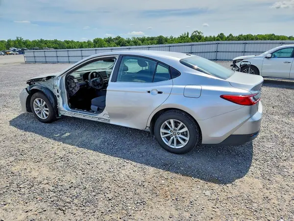 4T1DAACK9SU525017 2025 TOYOTA CAMRY - Image 2